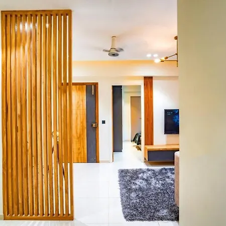 Swati Chrysantha Apartment Ahmedabad Exterior photo