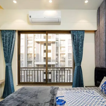 Swati Chrysantha Apartment Ahmedabad Exterior photo